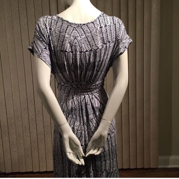 Tart Collections printed navy/white maxi dress - Picture 4 of 6